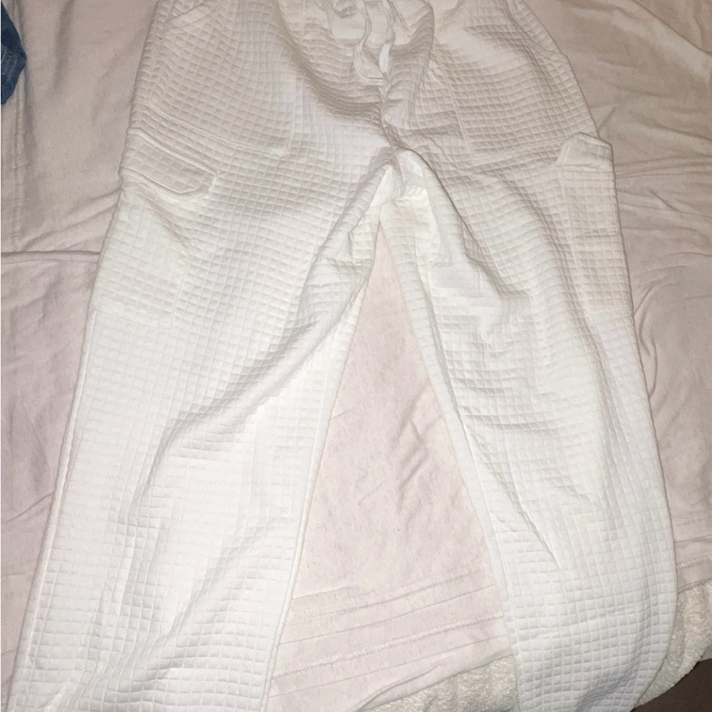 Forever 21 White Textured Joggers